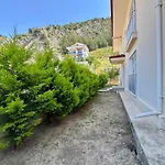 Deniz Ve Sehir Manzarali Lueks 2