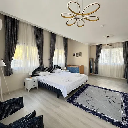 Deniz Ve Sehir Manzarali Lueks 2 Apartment Fethiye