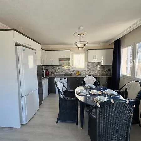 Deniz Ve Sehir Manzarali Lueks 2 * Fethiye