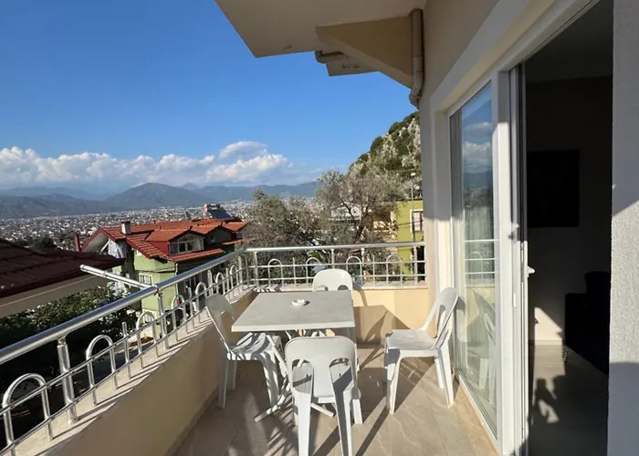 Deniz Ve Sehir Manzarali Lueks 2